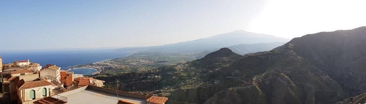 Hotel Panorama Di Sicilia Кастелмола Екстериор снимка